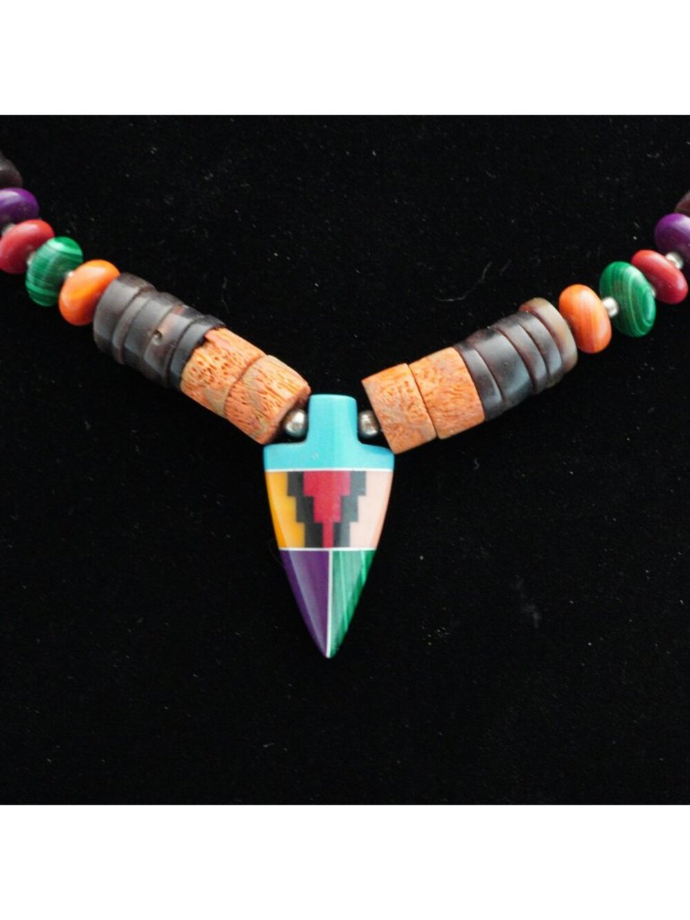 Vintage Southwestern Style Beaded Necklace Geometric Pendant Barrel Clasp